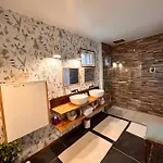 La Grange Aux Hirondelles - Familiale Guest house