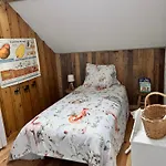 La Grange Aux Hirondelles - Familiale Guest house Woignarue