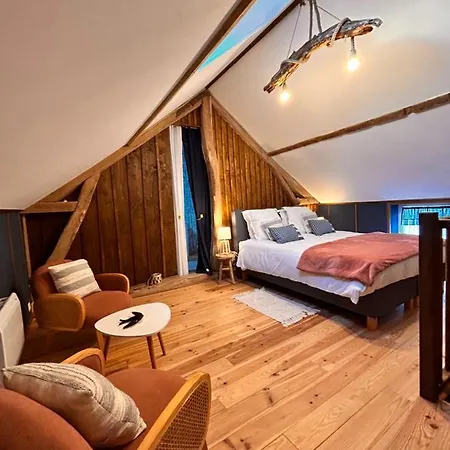 La Grange Aux Hirondelles - Familiale Guest house *