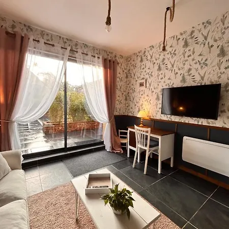 Guest house La Grange Aux Hirondelles - Familiale Woignarue